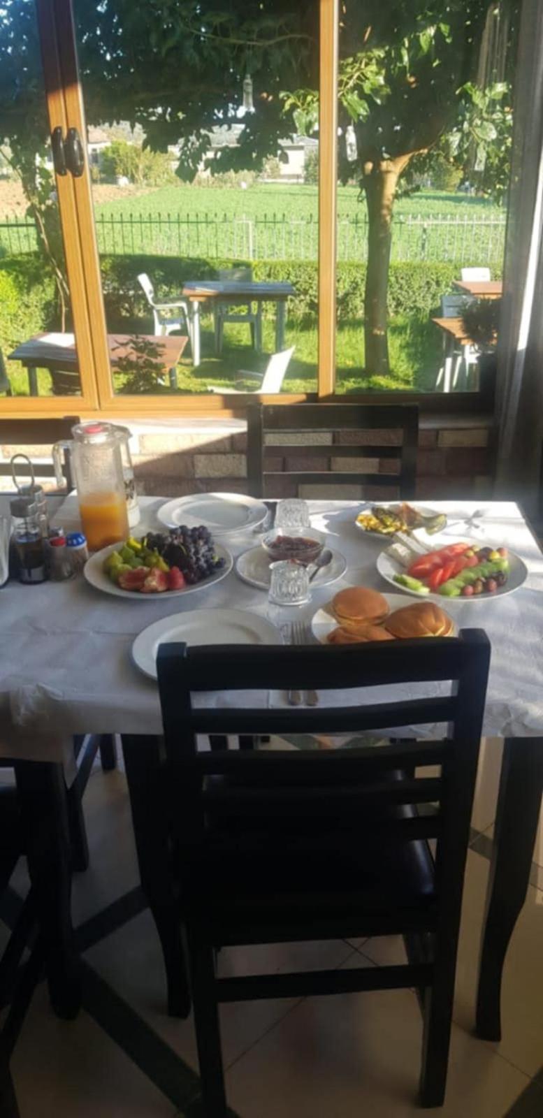 Guest House Ilir Μπεράτ Εξωτερικό φωτογραφία