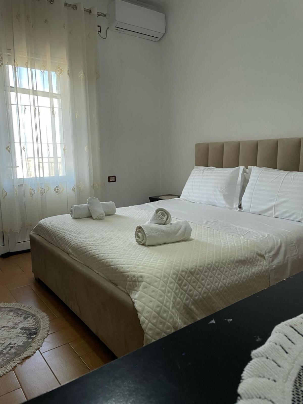 Guest House Ilir Μπεράτ Εξωτερικό φωτογραφία