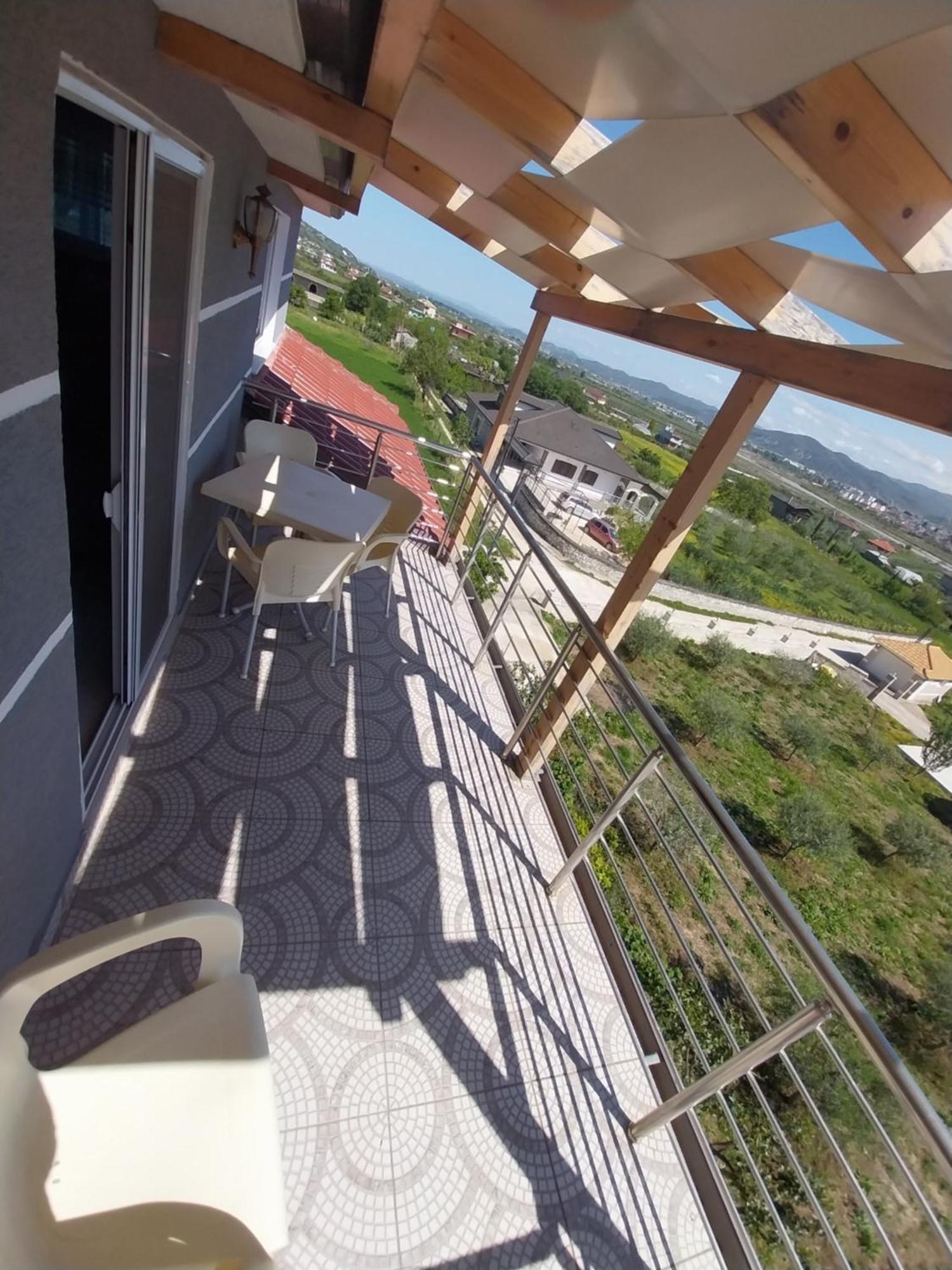 Guest House Ilir Μπεράτ Εξωτερικό φωτογραφία
