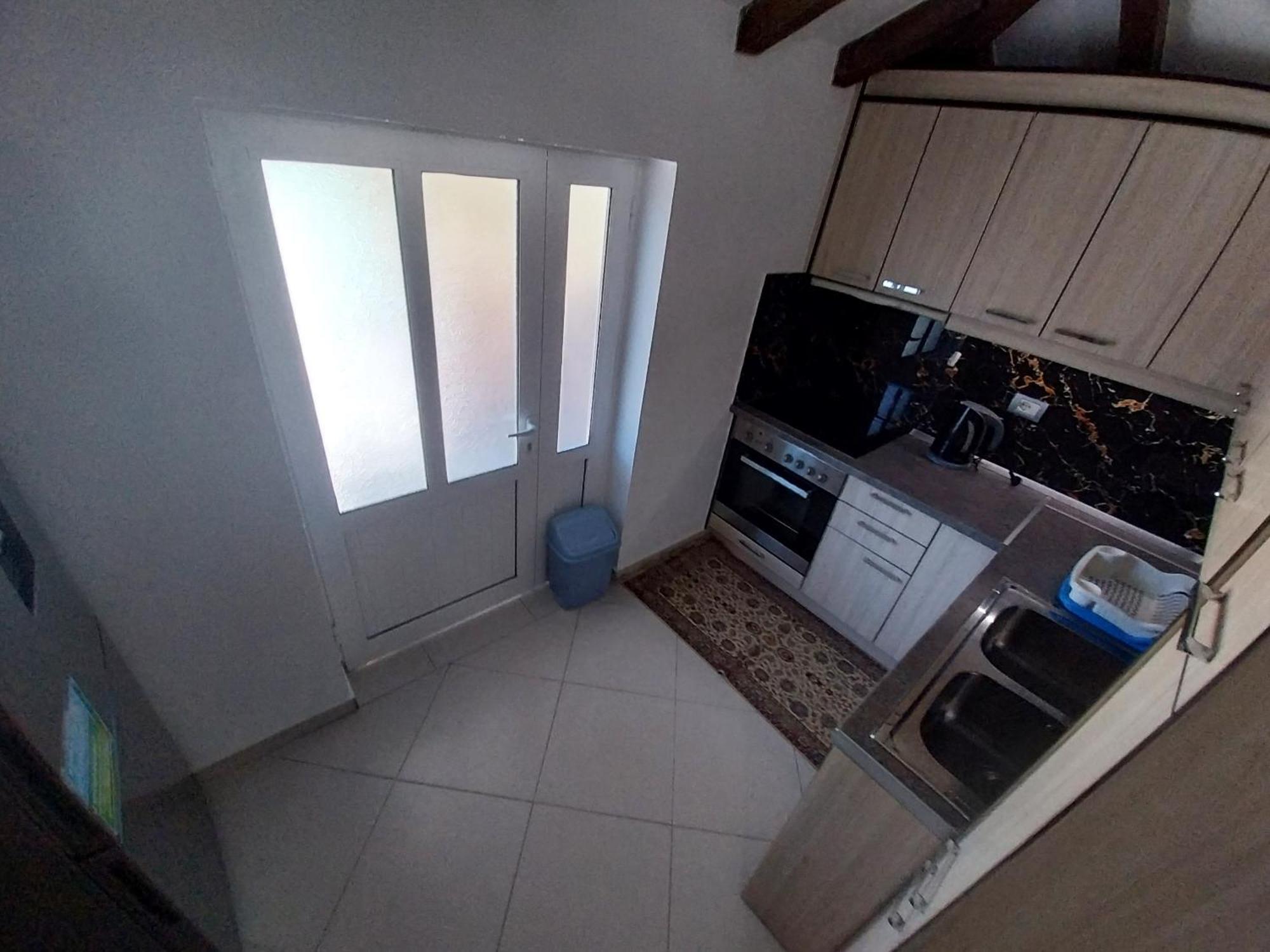 Guest House Ilir Μπεράτ Εξωτερικό φωτογραφία